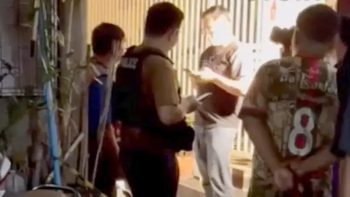 เร่งล่า “ไอ้ต๊อบ” ยิงสู้ตร. เปิดทางหนี เด็กหญิง 2 รายโดนลูกหลงบาดเจ็บ