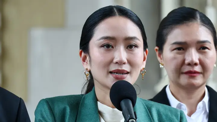 “แพทองธาร” ยันเจตนาทำเพื่อประเทศ พร้อมแจงศาล รธน. ขอโทษคนไทยในวิธีการถ้าไม่ถูกใจ