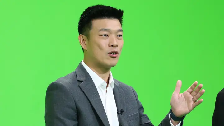 “เท้ง” โชว์วิสัยทัศน์ดีเบตคนแรก ย้ำ ทำให้ “ไทยไม่เทา เท่ากัน ทันโลก” ได้อย่างแท้จริง