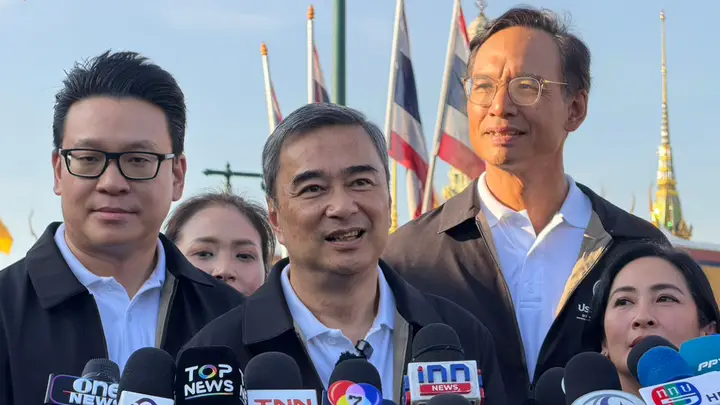 “อภิสิทธิ์” ย้ำ ไม่ใช่วาทกรรม ประกาศจุดยืนพรรคประชาธิปัตย์ไม่ร่วมรัฐบาลพรรคใด