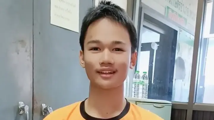 สุดยอดเลยไอ้น้อง! หนุ่มใจเกินร้อย ขอสมัครเป็นทหารอยู่แนวหน้า ลั่น "ไม่กลัว พร้อมลุย"